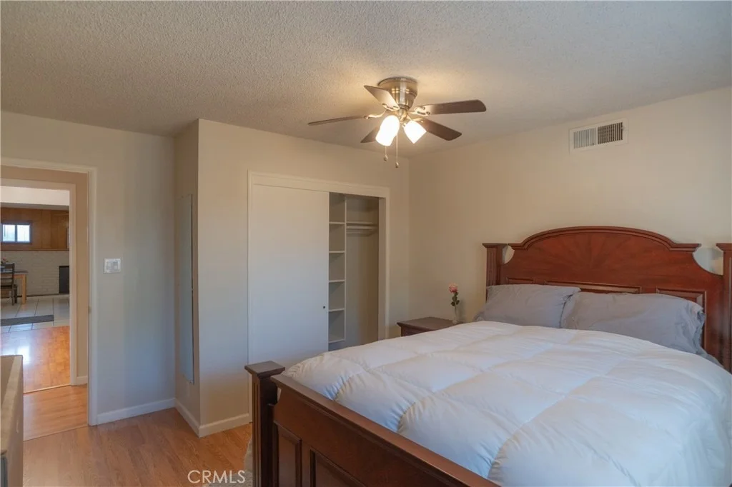 Photo of 2617 Agnes