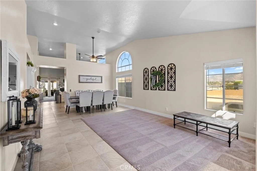 Photo of 10960 Larkspur
