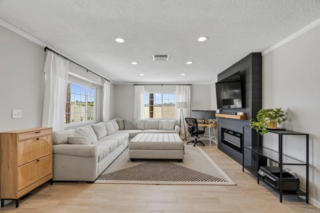 Photo of 2421 Green Meadow Way