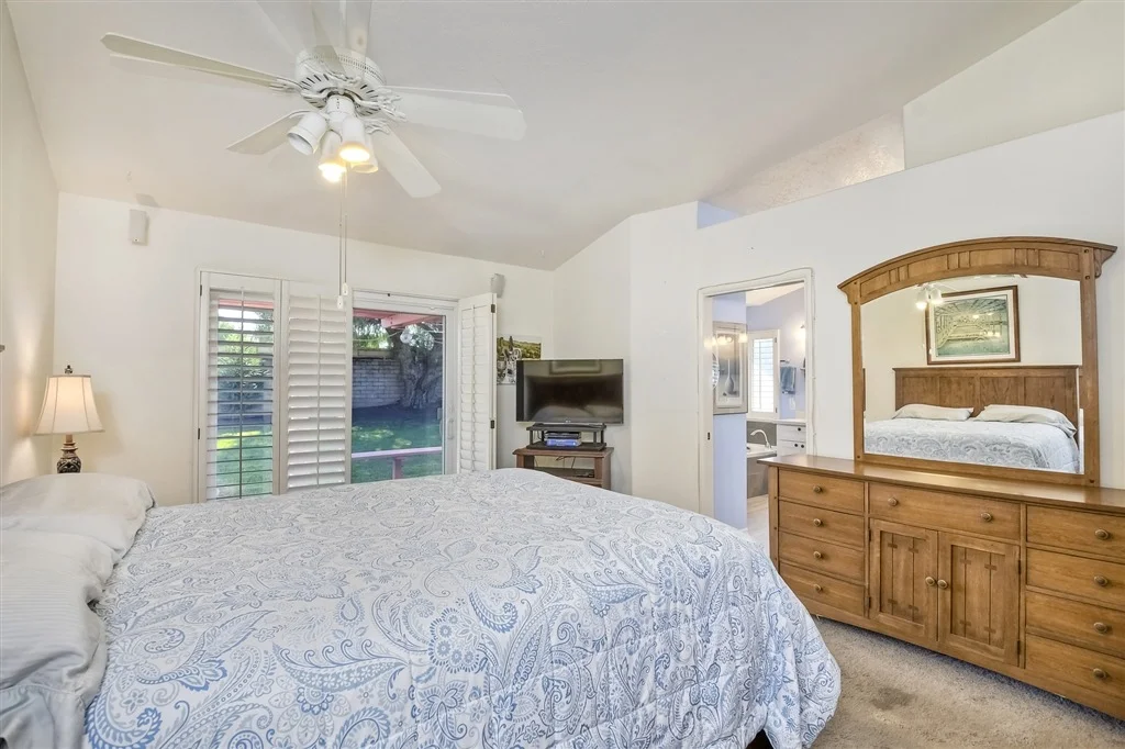 Photo of 512 Edgewater Ave