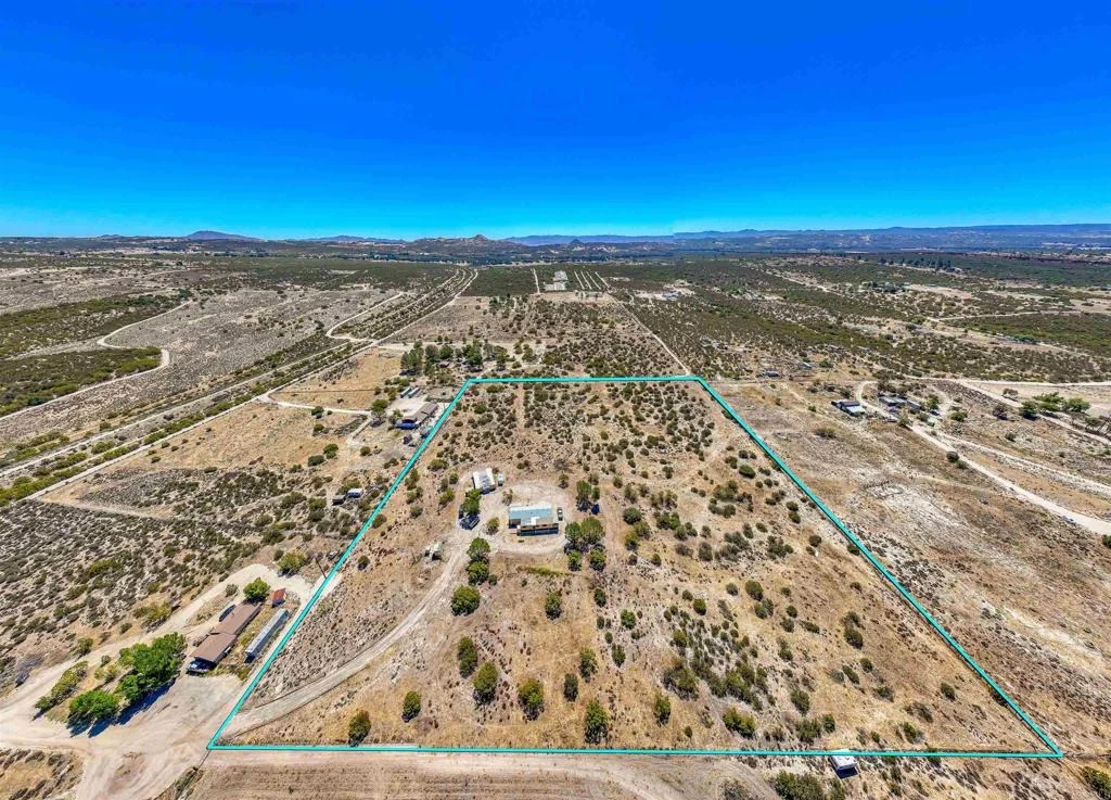 Photo of 37621 Moon Valley Road