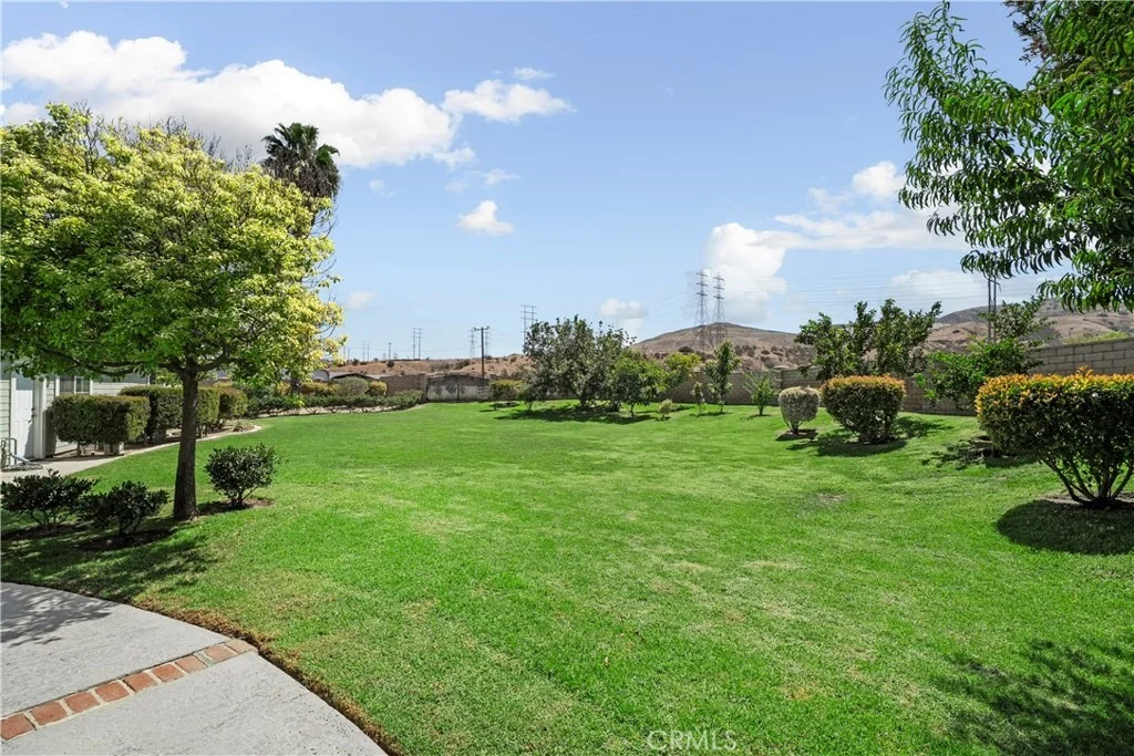 Photo of 26983 Pilgrim Road