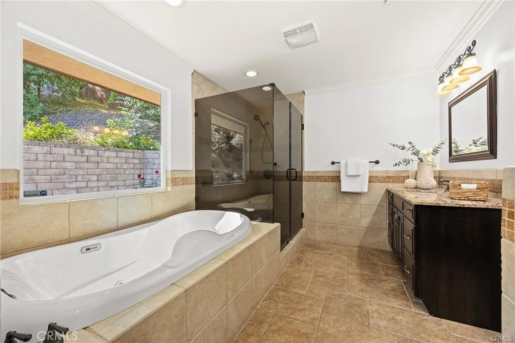 Photo of 2047 Carolwood Drive
