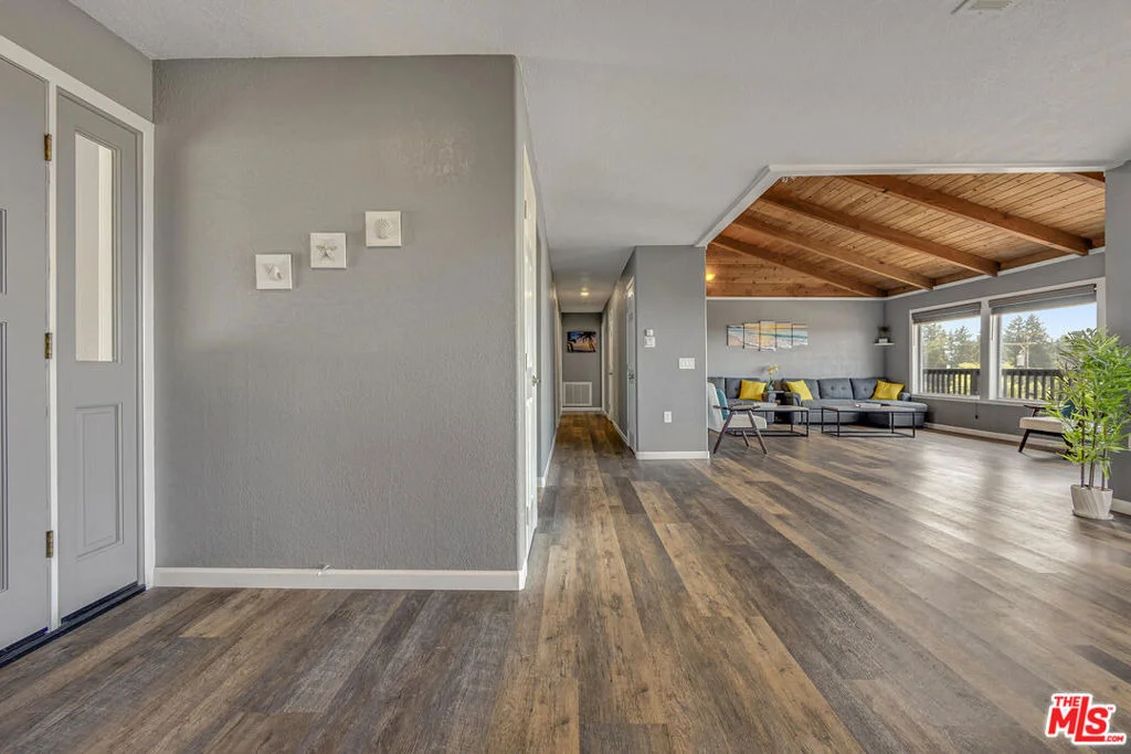 Photo of 13881 Oceanview Drive