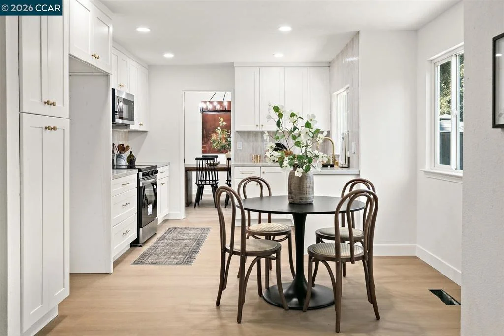 Photo of 1180 Amanda Cir