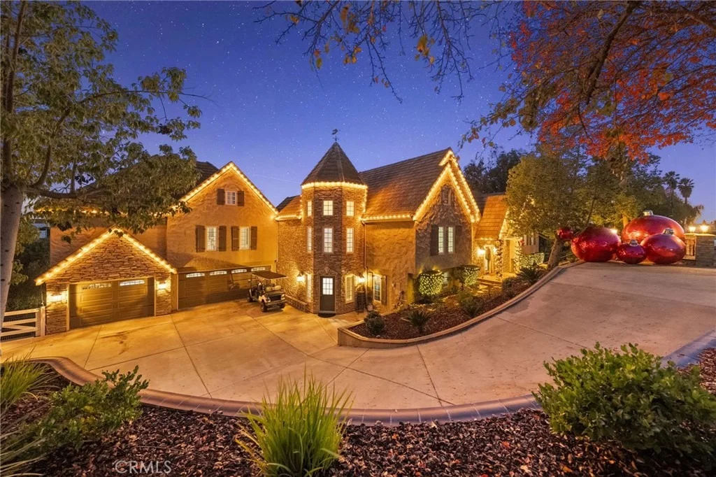 Photo of 40900 Via Los Altos