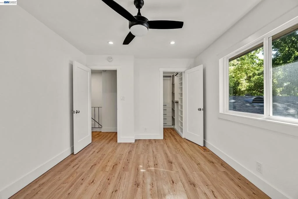 Photo of Unit 2 at 8104 Ensenada