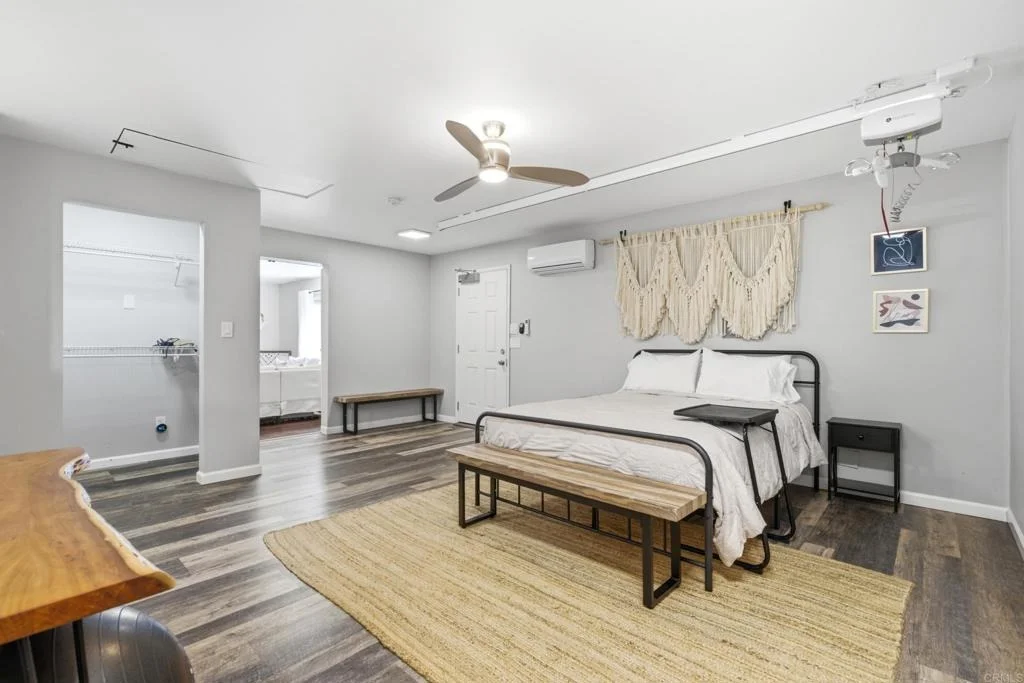 Photo of 9943 Jeremy Street