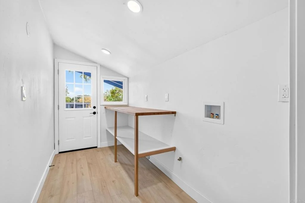Photo of 1366 Far Valley Road