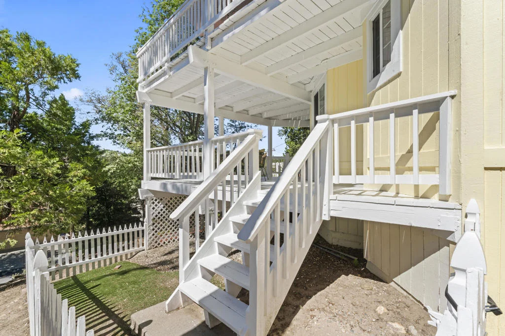 Photo of 692 Zurich Drive
