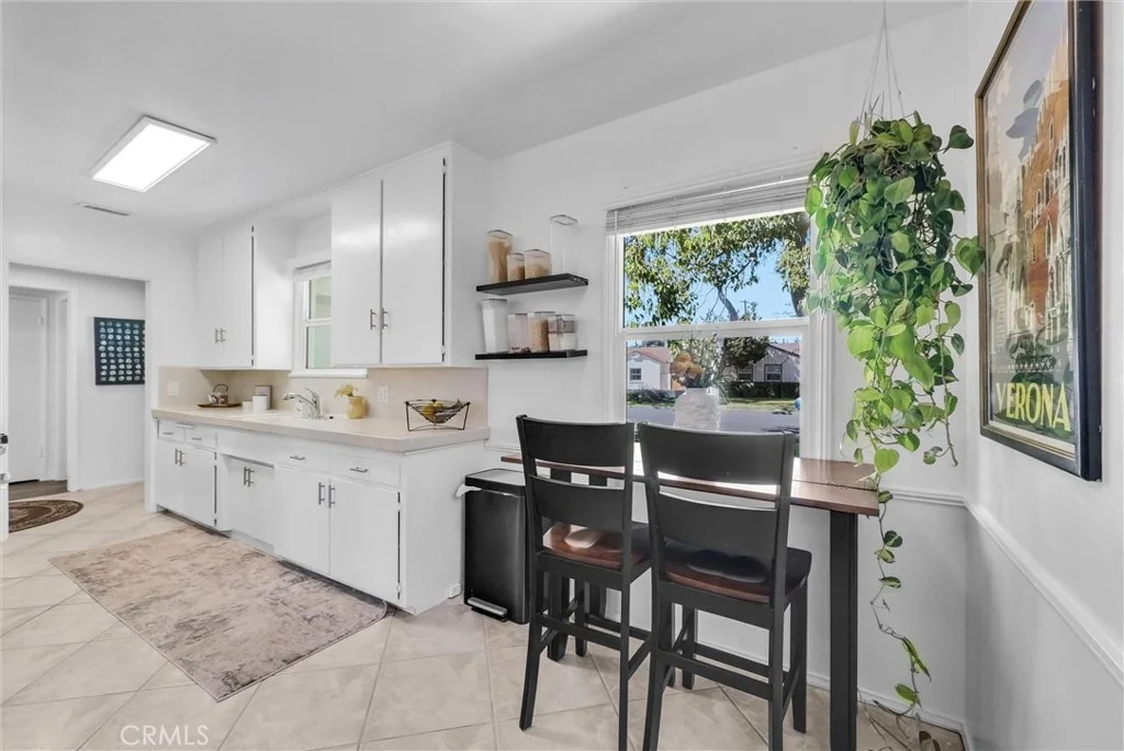 Photo of 1204 Riverside