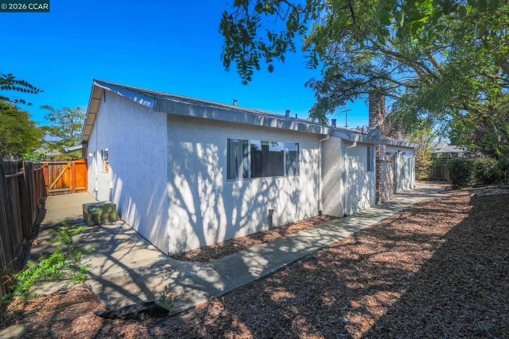 Photo of 101 Flame Dr