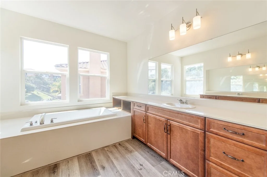 Photo of 1735 Avenida Regina