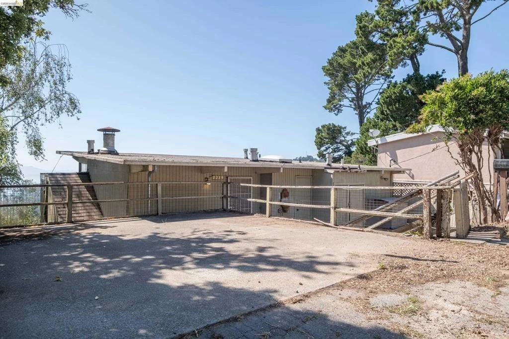 Photo of 7279 Snake Rd