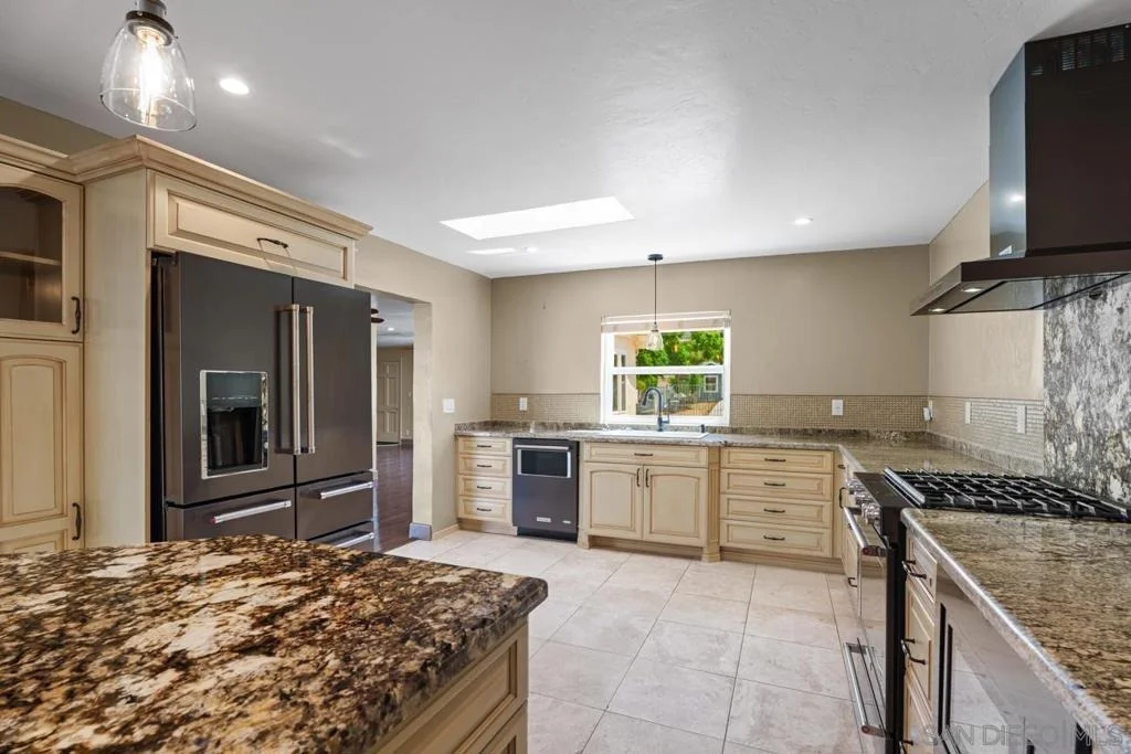 Photo of 2209 Greenfield Drive