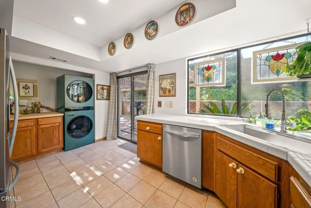 Photo of 391 Estancia Place