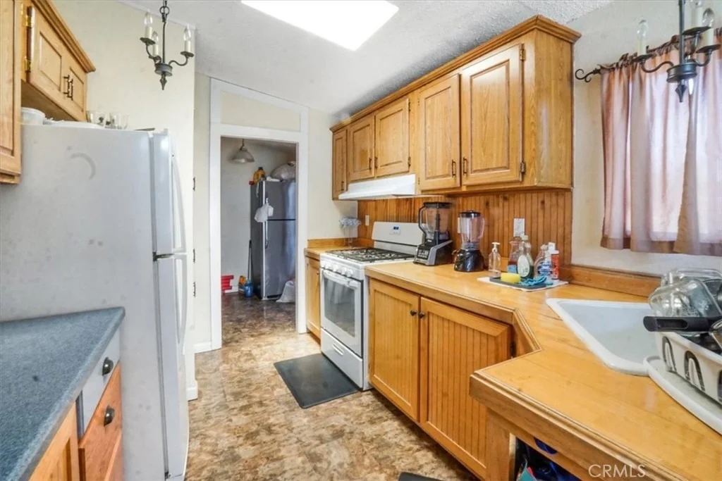 Photo of 17386 Sage Avenue