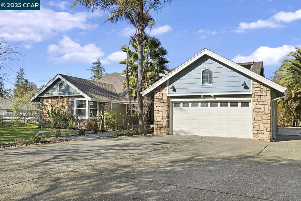 Photo of 5181 Winding Way
