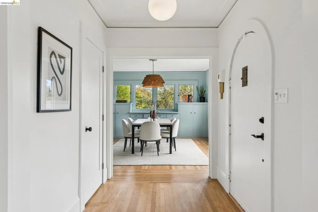 Photo of 1117 The Alameda