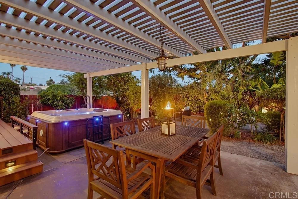 Photo of 9279 Manor Drive