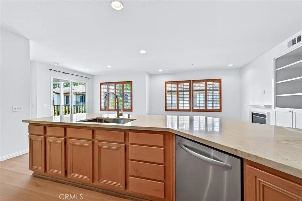 Photo of 447 Ridgeway