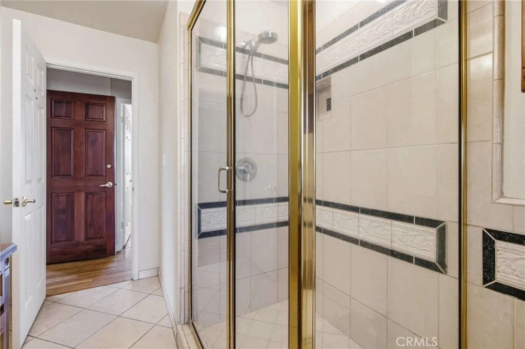 Photo of 3318 Celeste