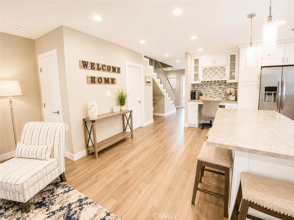 Photo of 401 Eton