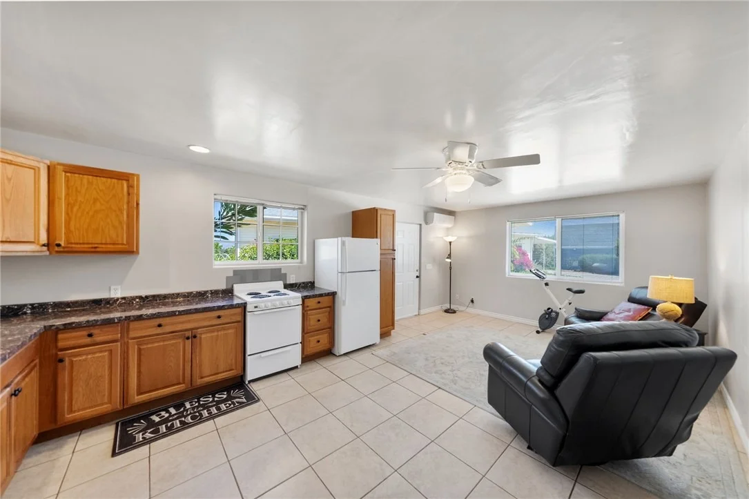 Photo of 2713 E Mission