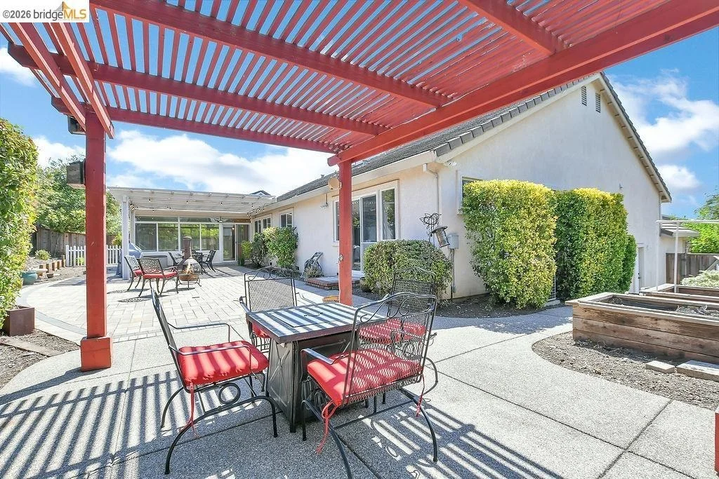Photo of 54 Janin Pl