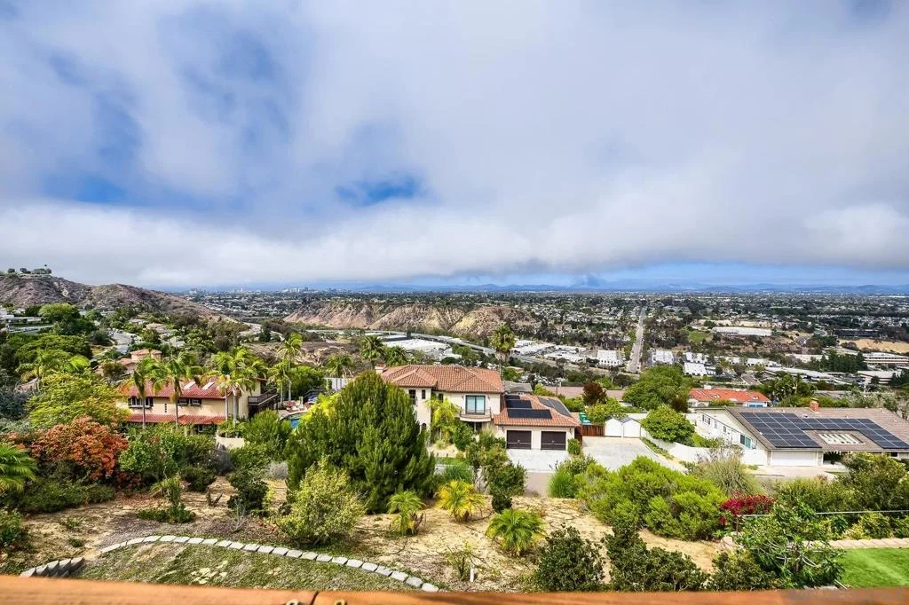 Photo of 5725 Soledad Mountain