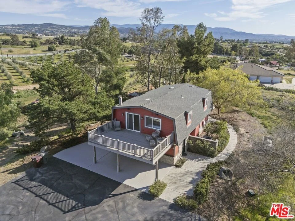 Photo of 36880 E Benton Road