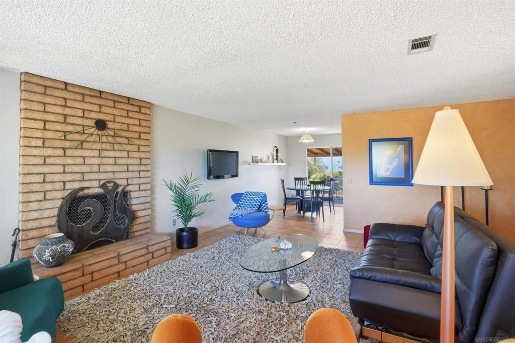 Photo of 2384 Glenn Rd