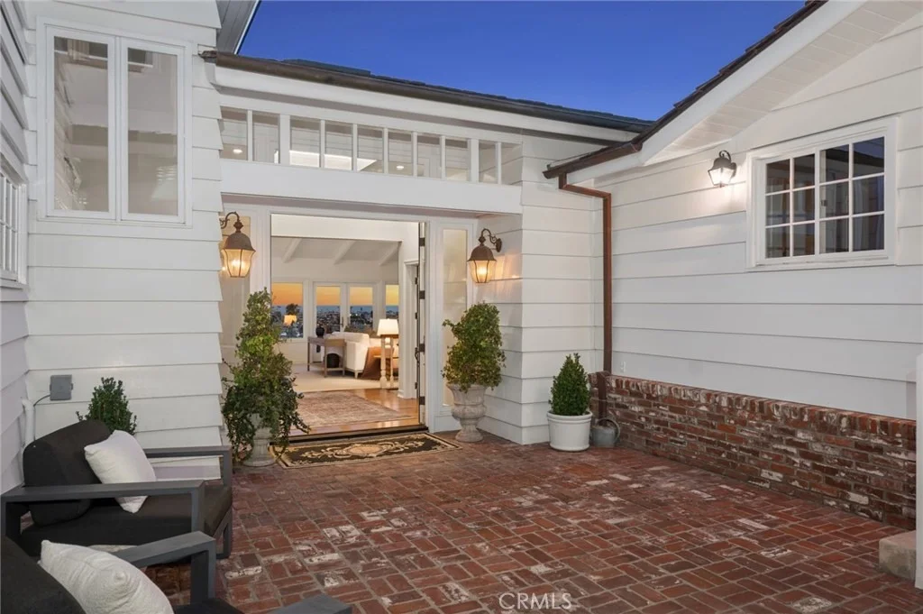Photo of 701 Kings Road