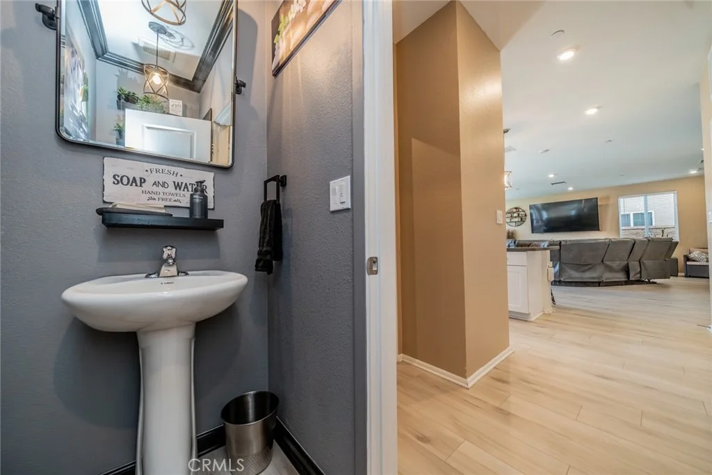 Photo of 3838 W Bodega