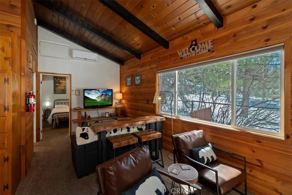 Photo of 39975 Ohio Lane