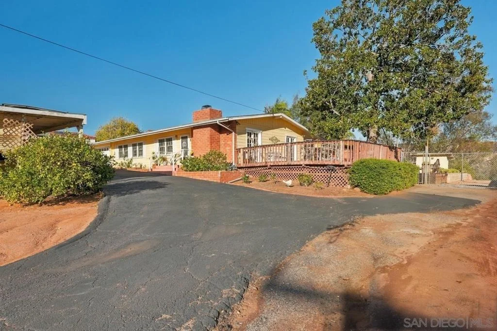 Photo of 11473 Valle Vista Road