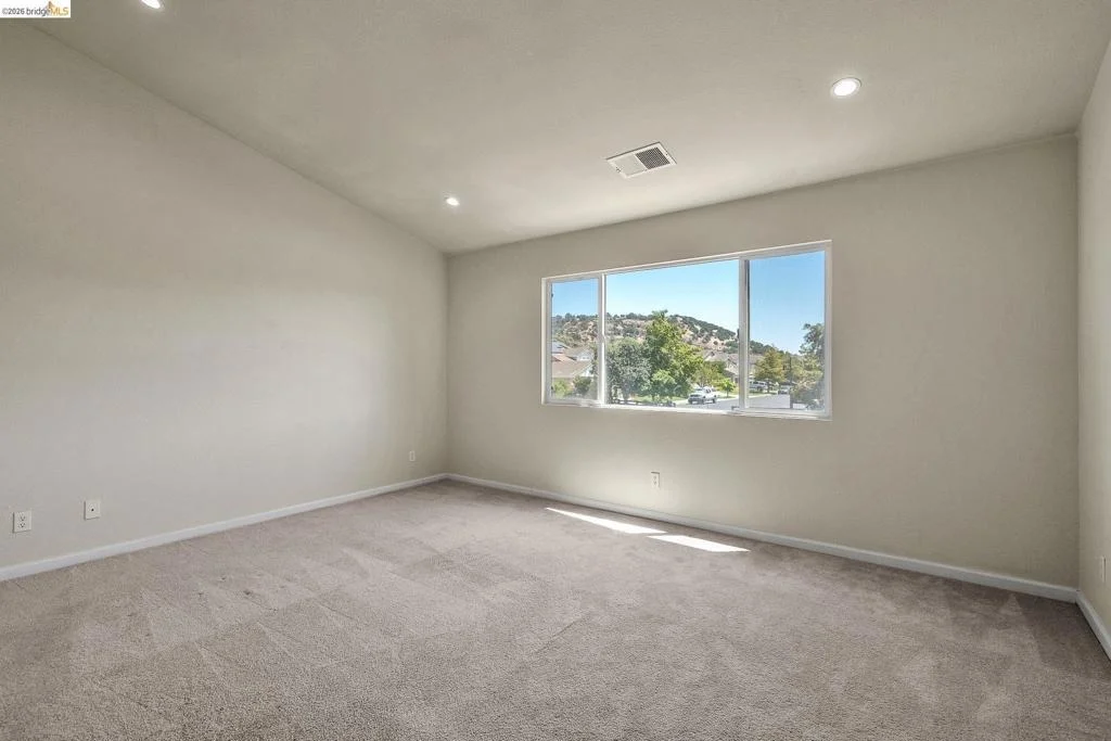 Photo of 544 Pine Creek Cir