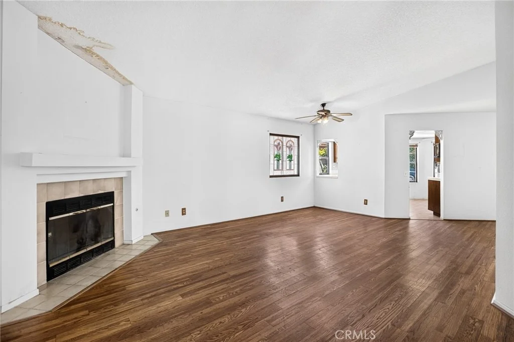 Photo of 3033 W Fruitvale