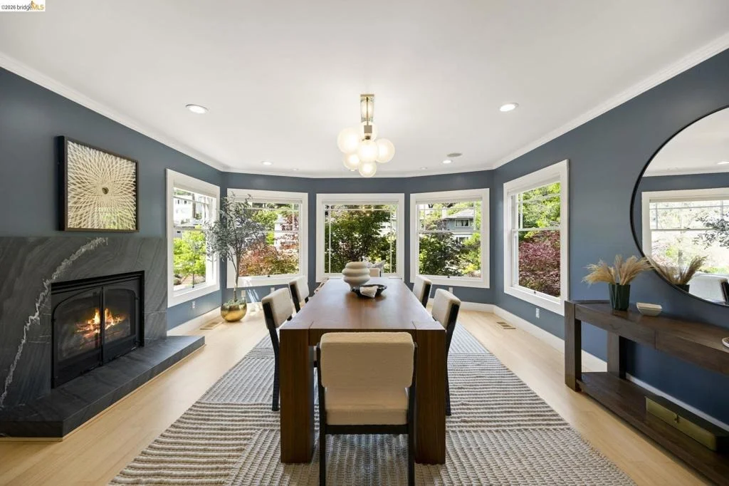 Photo of 683 Mandana Blvd.
