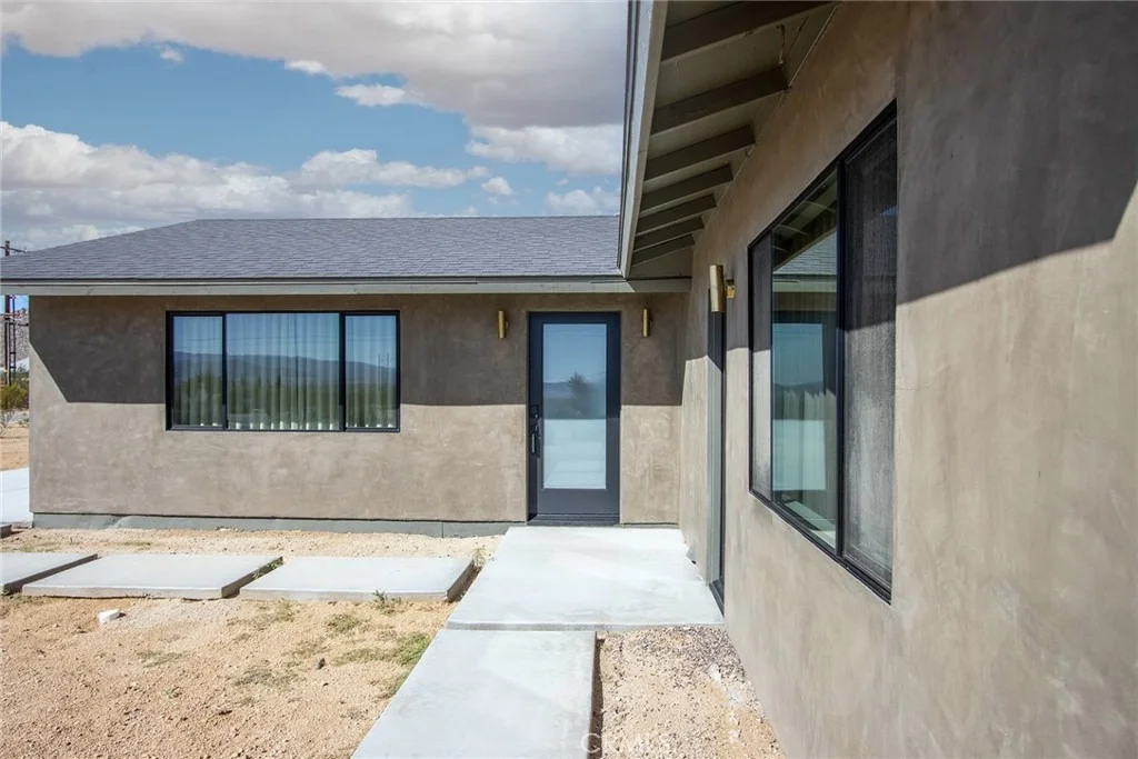 Photo of 4638 Avenida La Mirada