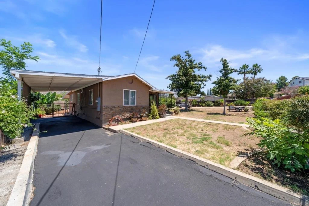 Photo of 13256 Lindo Lane