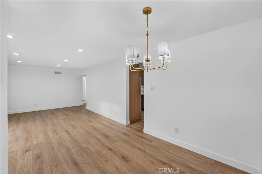 Photo of 18153 Cohasset