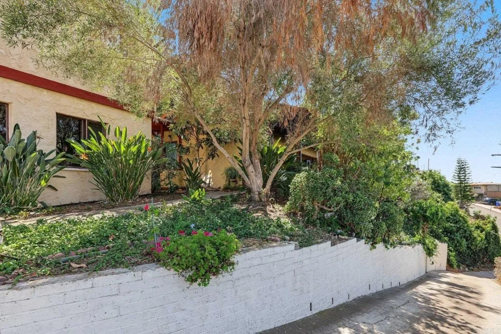 Photo of 4383 Canterbury Drive