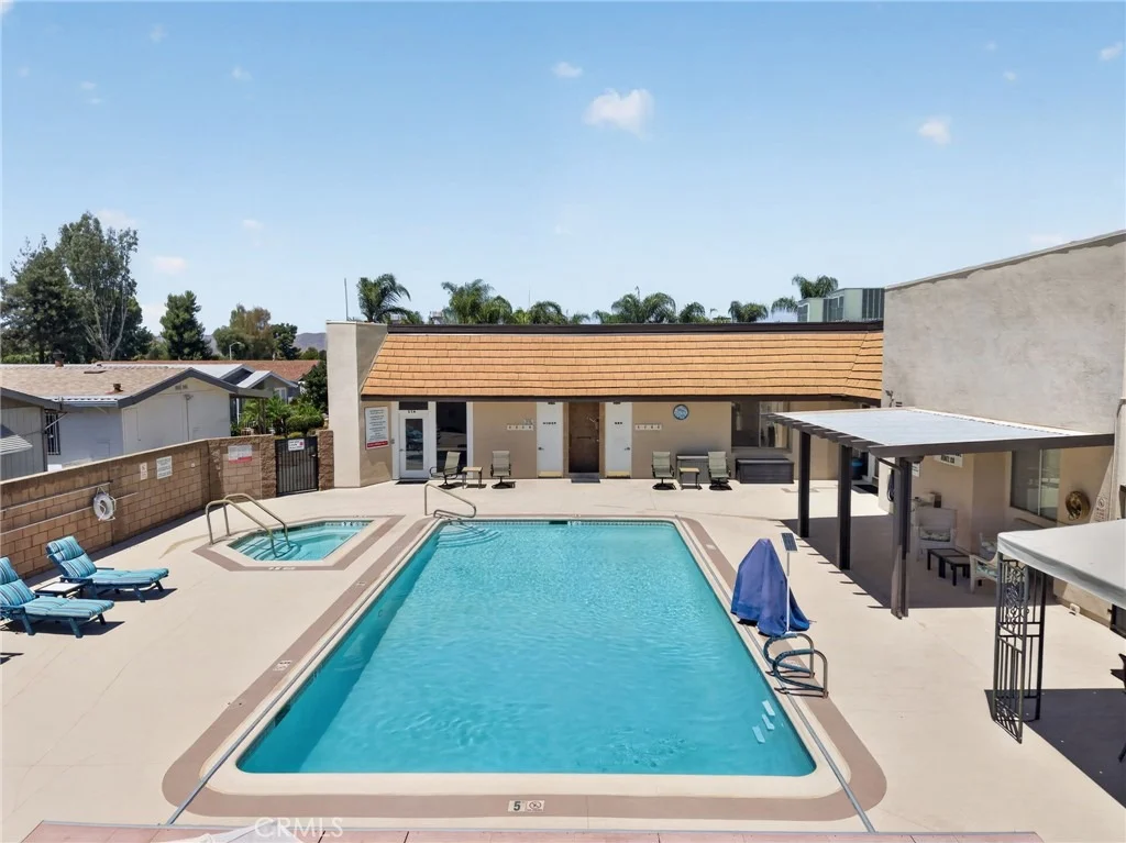 Photo of 1338 Bishop Drive