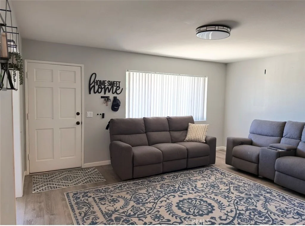 Photo of 915 Marlyce