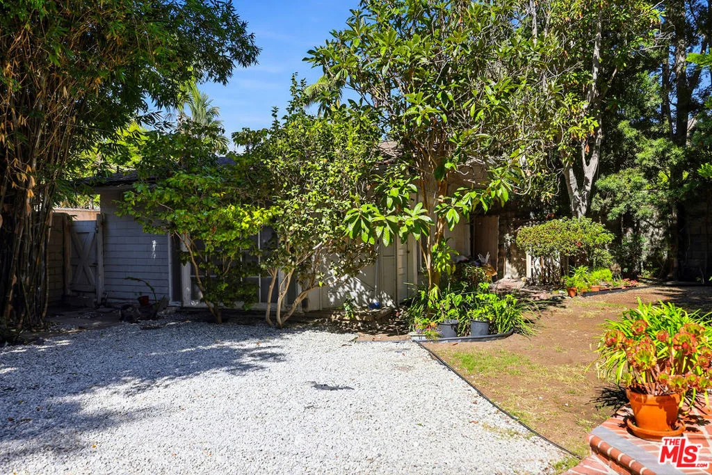 Photo of 521 N Crescent Drive