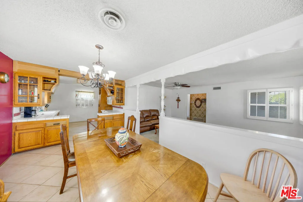 Photo of 656 E Kirkwall Road