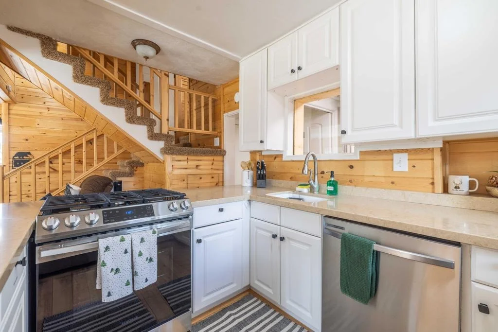 Photo of 42948 Moonridge Road