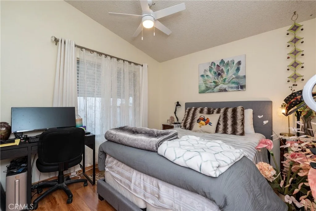 Photo of 26592 Braddock Road