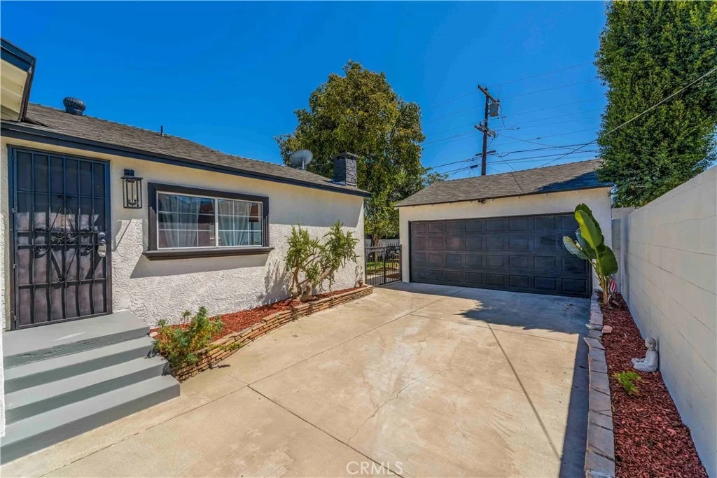 Photo of 8166 Borson
